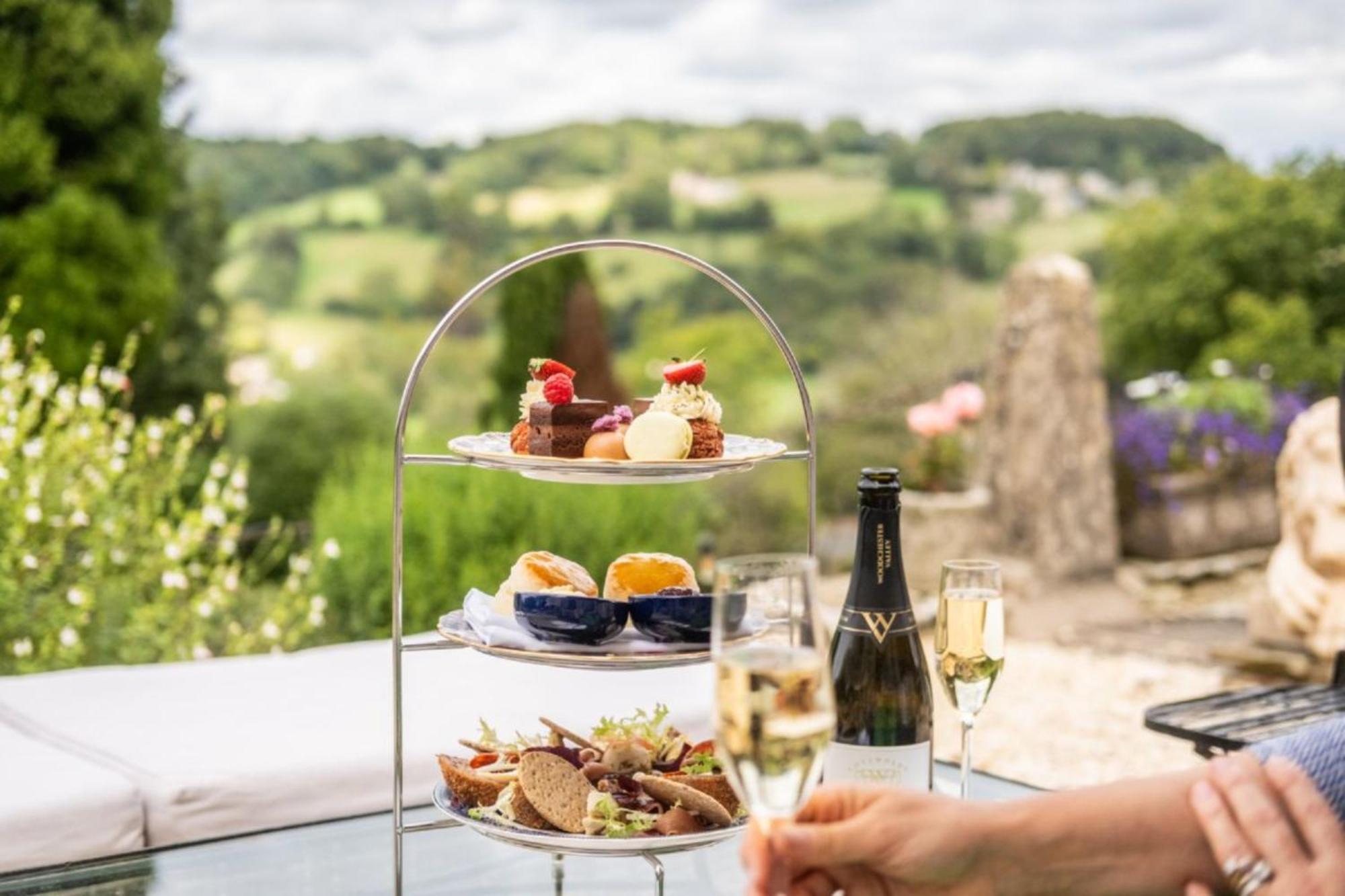Burleigh Court Hotel Страуд Экстерьер фото